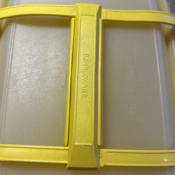 Two vintage Tupperware Pack and Carry Boxes - Picture 4 of 6